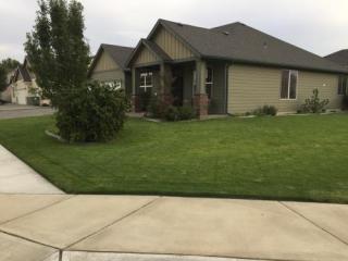 10420 Willow Way, Pasco, WA 99301-8203