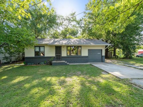1101 Reavis Rd, Claremore, OK 74017-8337