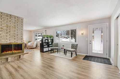 3002 Jersey Ave, Minneapolis, MN 55427-2939