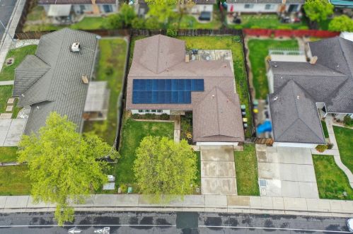 3319 Estate Dr, Stockton, CA 95209-5152