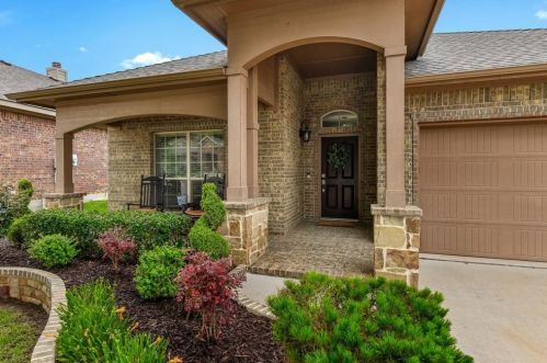 2729 Albatross Ln, Fort Worth, TX 76177-2126