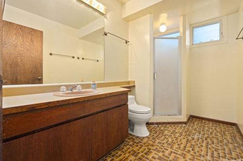 5287 Poola St, Honolulu HI  96821-1556 exterior