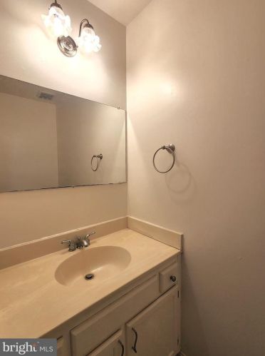 13843 Tabiona Dr, Silver Spring MD  20906-5706 exterior