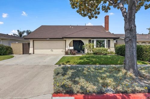 103 Jeanine Way, Anaheim CA  92806-3840 exterior
