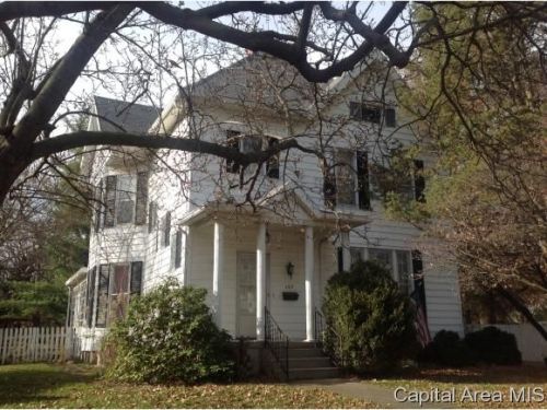 127 City Pl, Jacksonville, IL 62650-2210
