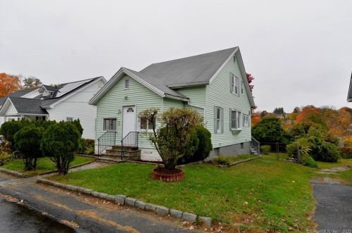 290 Monroe Ave, Waterbury, CT 06705-1478