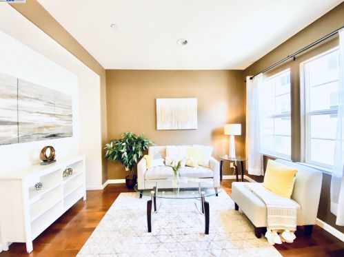 705 Batista Dr, San Jose, CA 95136-4844