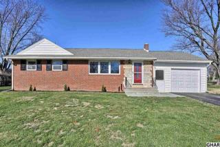 105 Willow View Dr, Carlisle, PA 17013-8478