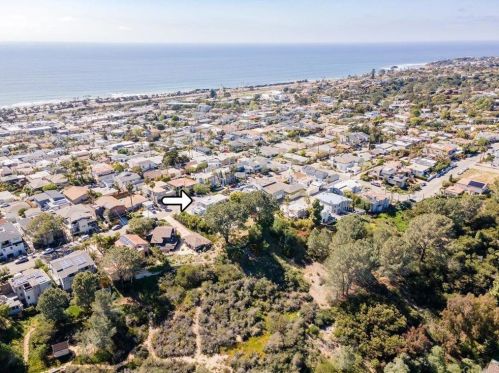 2151 Glasgow Ave, Cardiff By The Sea, CA 92007-1877