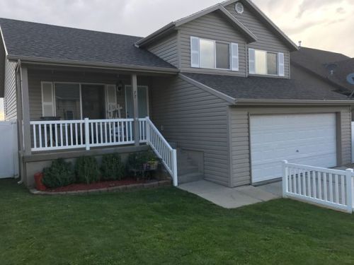 77 Peach St, Payson, UT 84655-8316