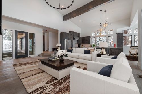 11861 Bottcher Loop, Truckee CA  96161-2793 exterior