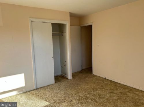 111 Winding Way, Trenton NJ 08620-2625 exterior