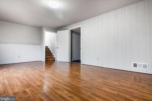 10911 Breewood Ct, Silver Spring MD 20901-1006 exterior