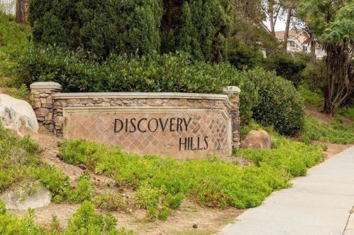 992 Gardenia Ct, San Marcos, CA 92078-1512