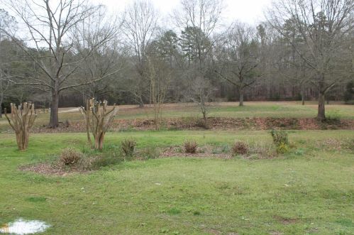 1724 Highway 330, Bogart GA  30622-2912 exterior