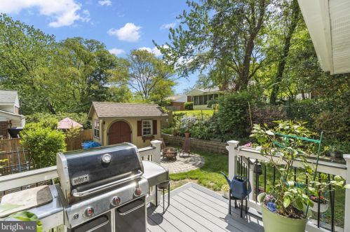 1614 Tilton Dr, Silver Spring MD 20902-4010 exterior