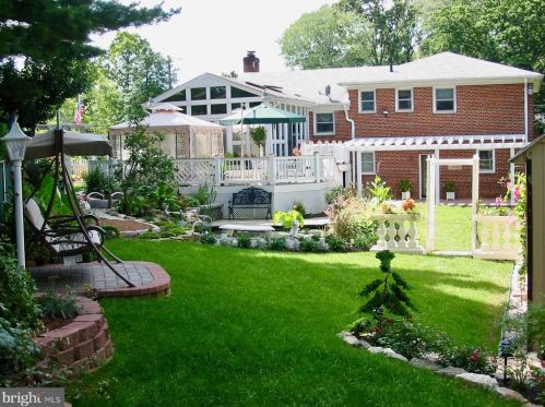 12301 Sandalwood Ln, Silver Spring MD exterior