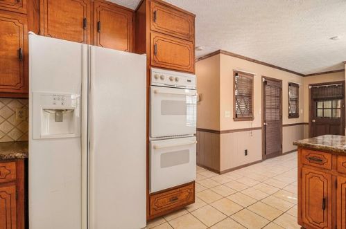 3343 Concord Cor, Conyers GA  30013-2343 exterior