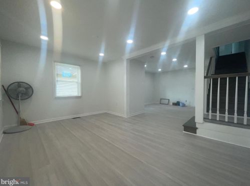 623 Spruce St, Beverly, NJ 08010-3426