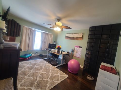 210 Monroe Rd, Lemont IL  60440-2023 exterior