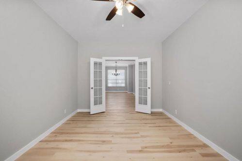 12524 Canyon Glen Dr, Austin TX  78732-2022 exterior