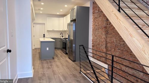 1424 22nd St, Philadelphia PA  19146-4241 exterior