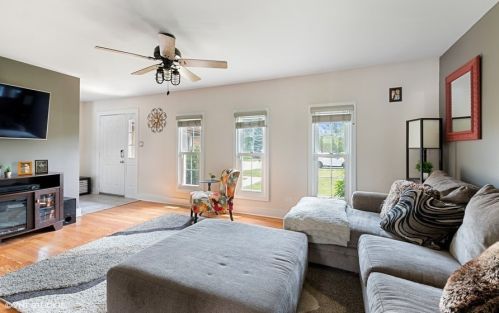 15600 Lorel Ave, Oak Forest, IL 60452-3322