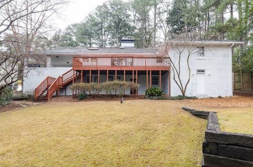 825 Moores Mill Rd, Atlanta GA  30327-1544 exterior