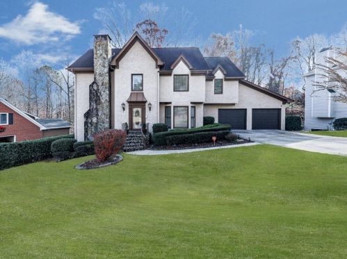 4308 Sprucebough Dr, Marietta, GA 30062-6066