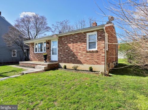 402 Smith St, York, PA 17401-3033