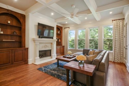 34 High Top Cir, Atlanta GA  30328-5934 exterior