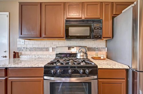 23111 Waterlily Dr, Richmond TX 77406-8616 exterior