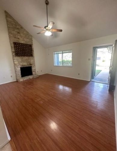 7918 Copano Dr, Austin TX  78749-3816 exterior