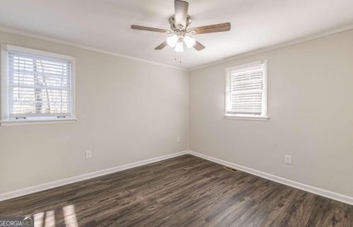 5820 Miles Rd, Atlanta GA  30349-1276 exterior