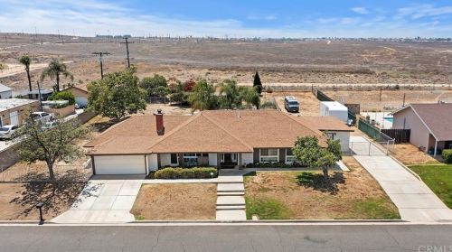 20101 Camino Del Sol, Riverside CA  92508-2423 exterior