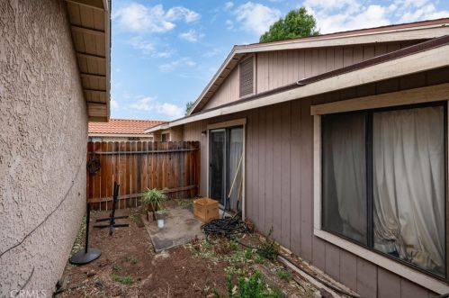 3515 Albany St, Riverside CA  92503-4105 exterior