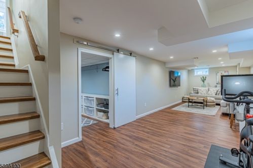 28 Windsor Ave, Dover NJ  07869-1364 exterior