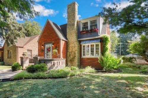 716 Cornelia St, Joliet, IL 60435-5912