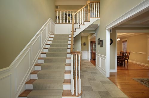1528 Stratford Rd, Bannockburn, IL 60015-2148