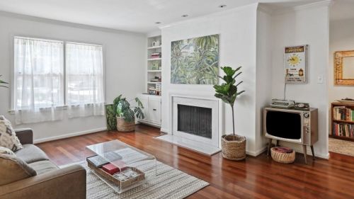 52 Chaumont Sq, Atlanta, GA 30327-1030