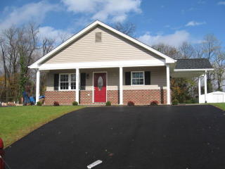 332 Augusta Ave, Vinton VA  24179-3411 exterior