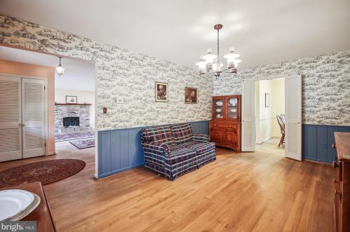 16 Severn Riv Rd, Severna Park MD 21146-4659 exterior