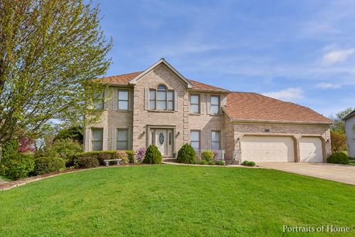 521 Finley Ct, Batavia, IL 60510-8686