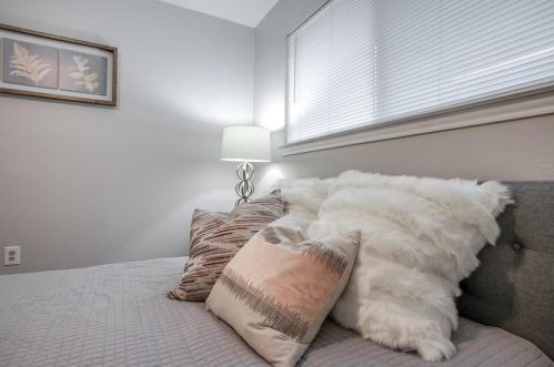 2129 Richbrook Dr, Garland TX 75044-7121 exterior