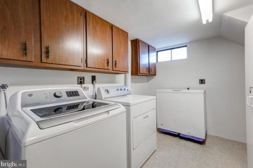 11818 Dewey Rd, Silver Spring MD 20906-4881 exterior