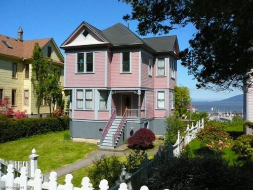 376 Alameda Ave, Tongue Point, OR 97103-6202
