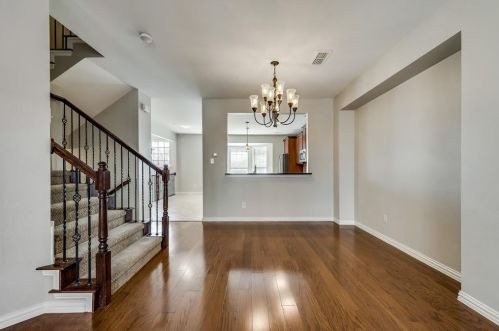 1511 Biltmore Ln, Irving TX  75063-3423 exterior