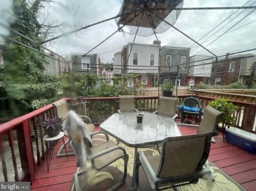 5215 11th St, Philadelphia, PA 19141-2808