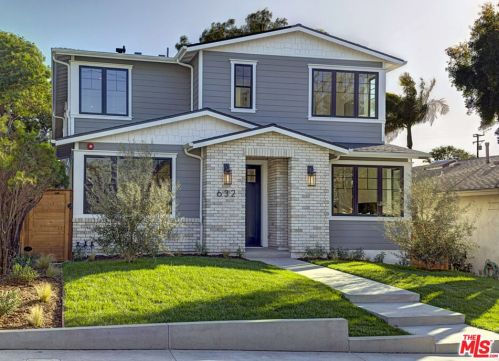 632 36th St, Manhattan Beach, CA 90266-3432