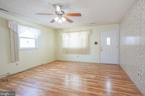 64 Girard Ave, Erial, NJ 08081-1426